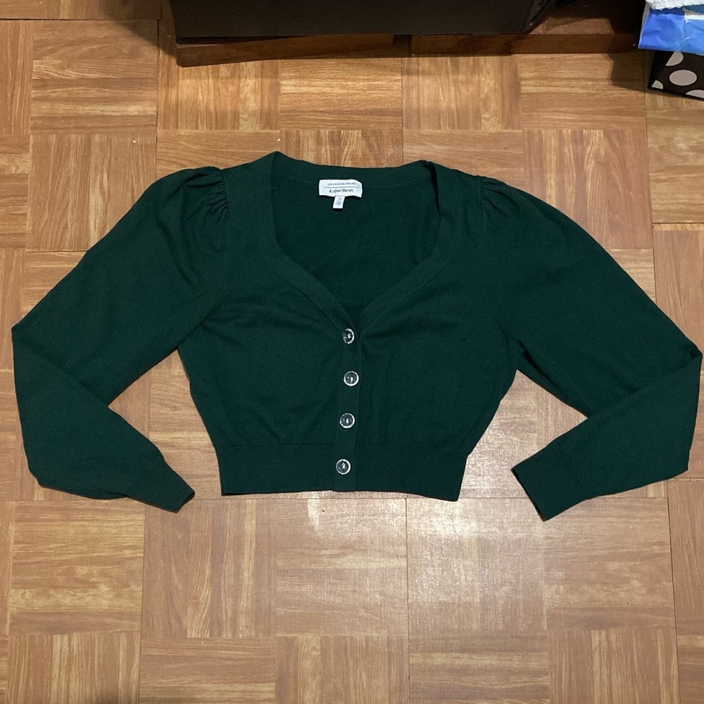 Green cropped cardigan